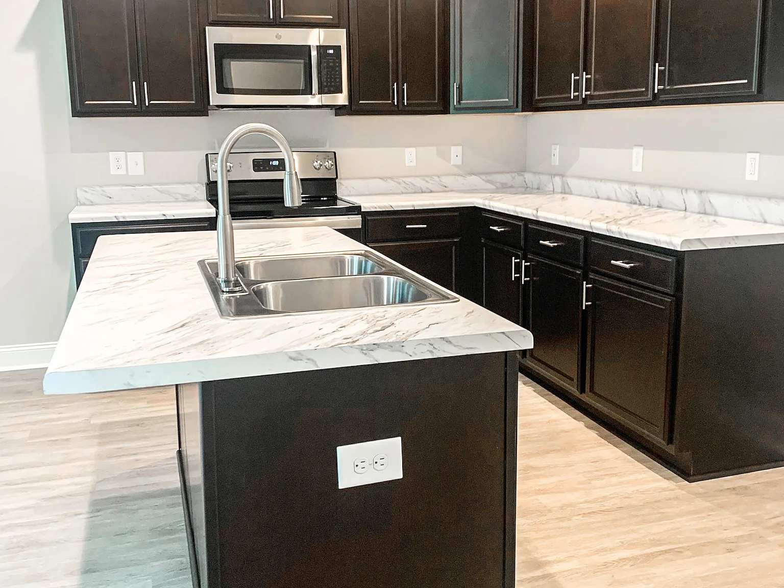 3 Bed, 2.5 Bath Townhome in Stonebay! - Sneads Ferry — Photo 4
