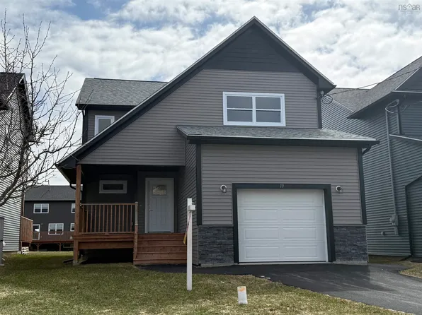 19 Brick Ln, Halifax, NS B3P 0G4