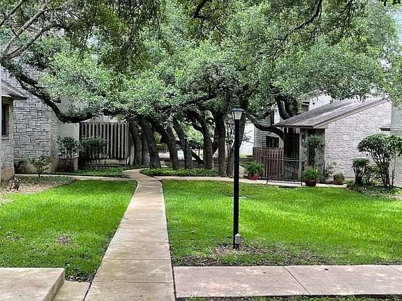 3rd image of 14122 CHURCHILL ESTATES BLVD #1303
