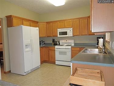 2nd image of 18 Dorland Ave