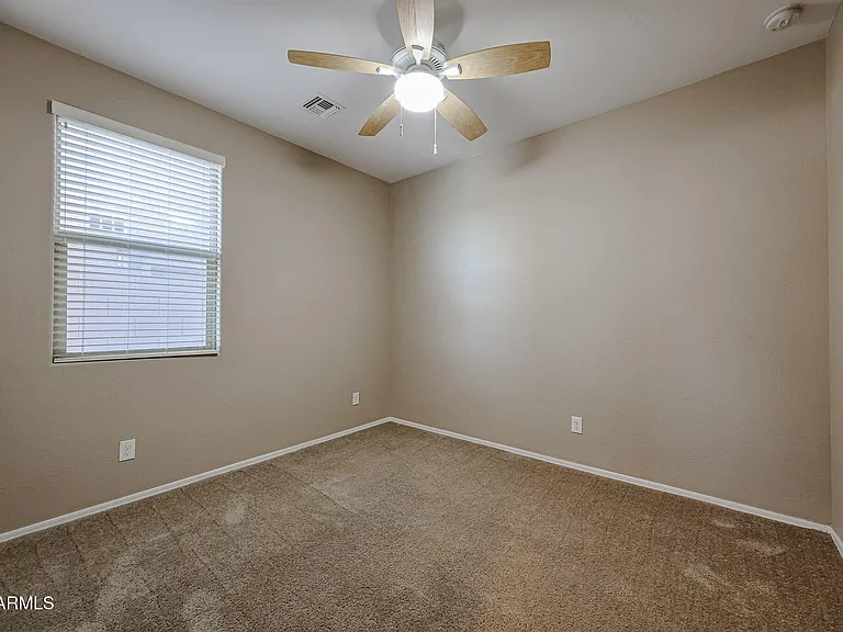 12041 W Cottontail Ln — Photo 18