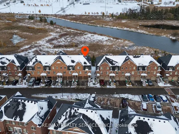 16 Soldier St, Brampton, ON L7A 4B6