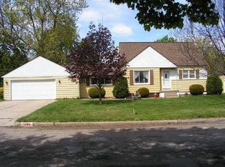 1244 Simca St, Flint, MI 48507