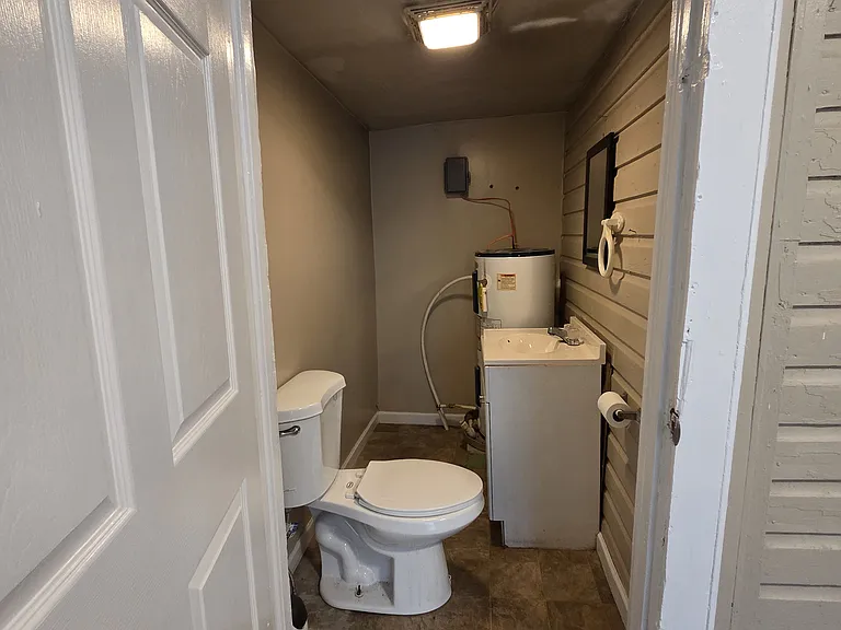 2507 N View Ave #2507 — Photo 8