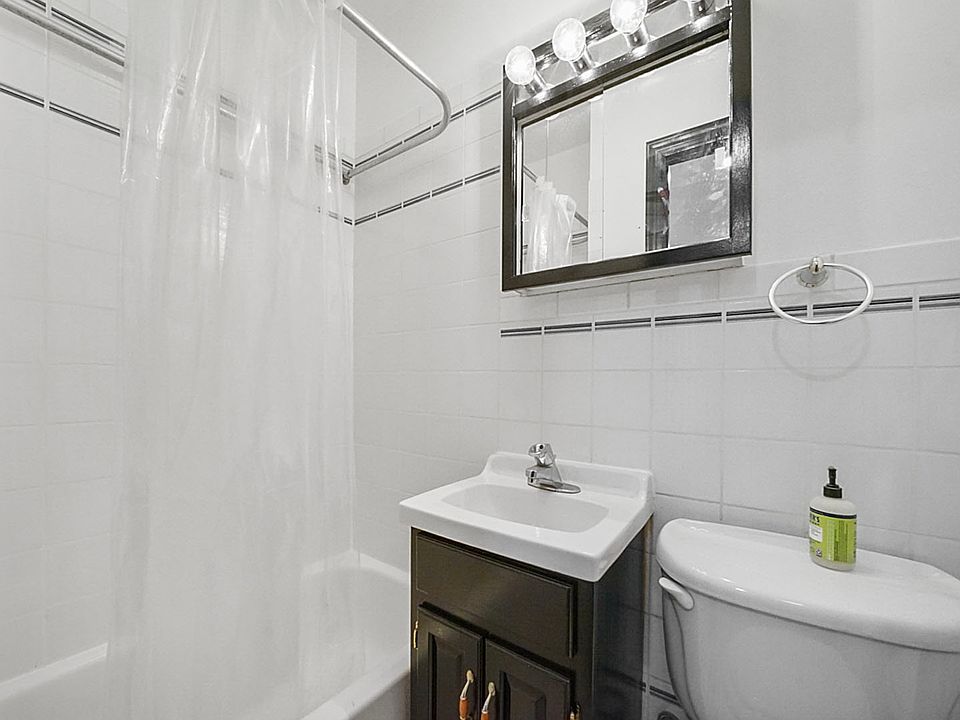 2nd image of 204 5th Ave APT 2R