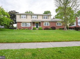 1363 Strathmann Dr, Southampton, PA 18966