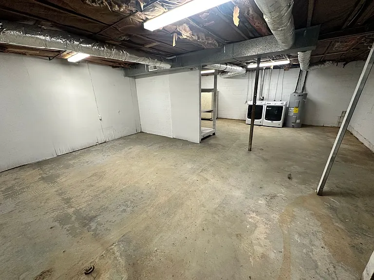 102 Highland Dr — Photo 8