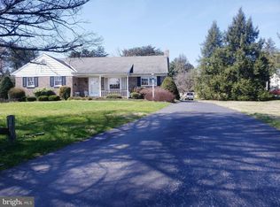 180 Lorane Rd, Reading, PA 19606