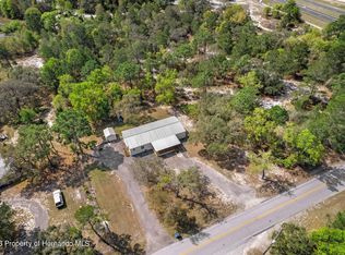 7876 Ridge Rd, Weeki Wachee, FL 34613
