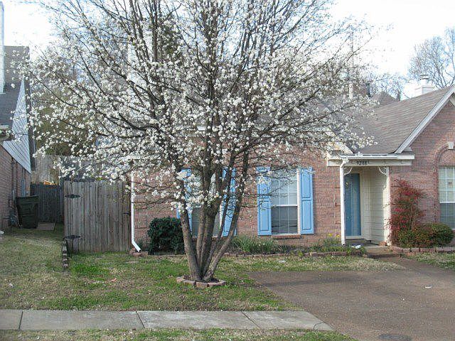 1st image of 9288 Grove Manor Dr