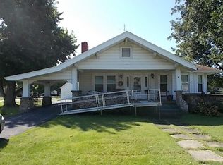303 W State Highway 16, Tower Hill, IL 62571