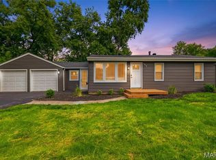 1813 Don Ron Dr, Arnold, MO 63010