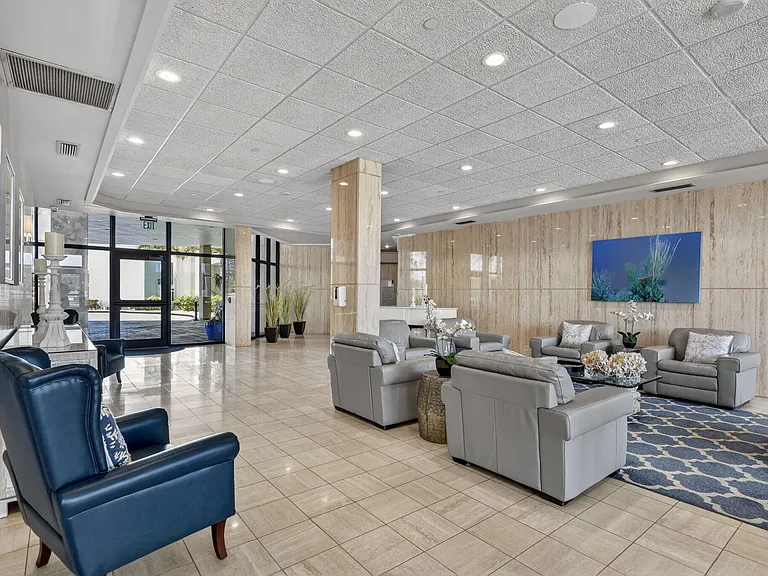 9650 S Ocean Dr #210 — Photo 40