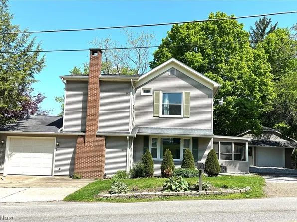 343 State St, Leetonia, OH 44431