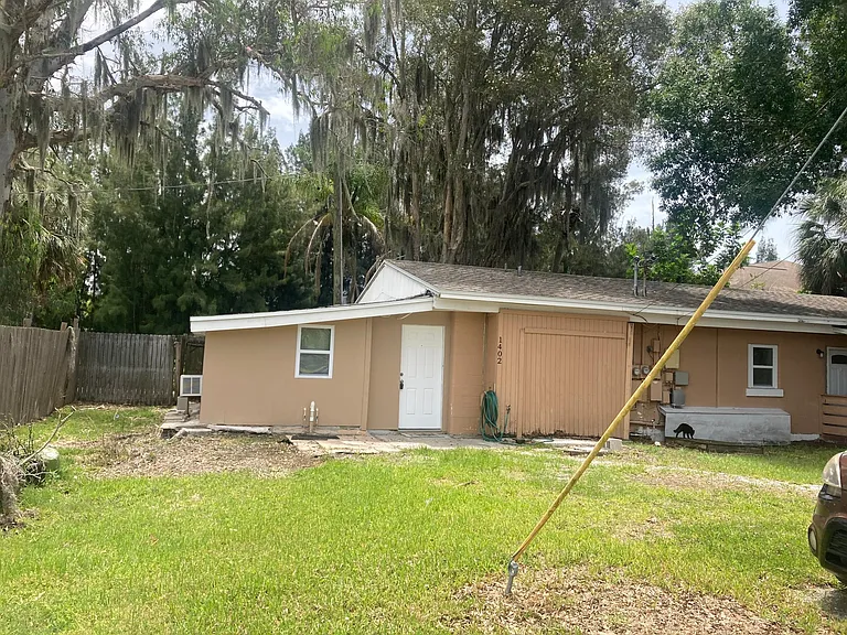 1402 Walters Point Ln — Photo 14