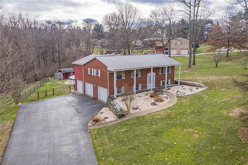 302 Community Park Rd, Vandergrift, PA 15690 Zillow