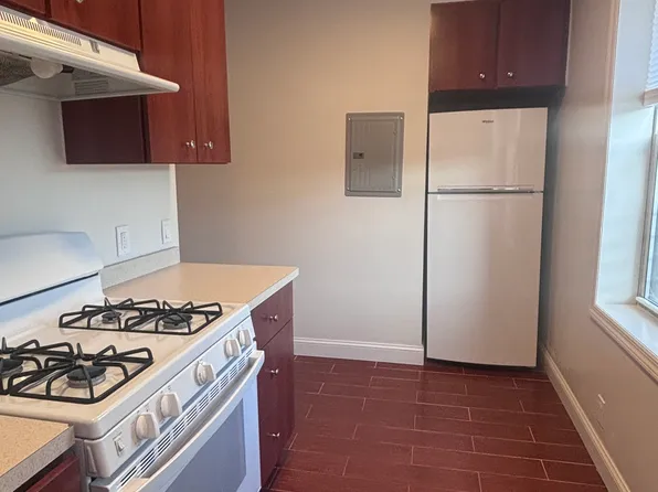 114-20 Queens Boulevard image 1 of 4