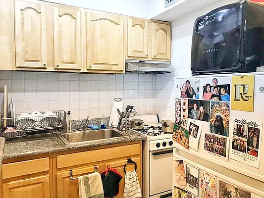 Rented by Friedman Roth Realty | media 20