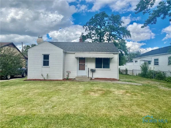 870 Loch Haven Blvd, Maumee, OH 43537