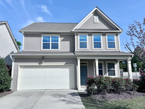 500 Stapleford Ln, Fuquay Varina, NC 27526