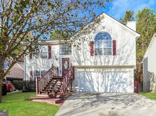 5539 Sapphire Cir, Ellenwood, GA 30294