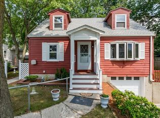 28 Mohawk Rd, Burlington, MA 01803