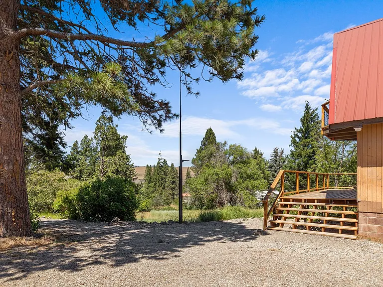 250 Morrison Canyon Ln — Photo 23