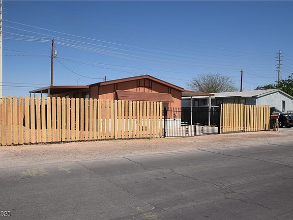 2nd image of 5804 E Carey Ave