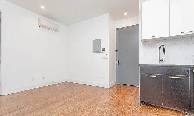Rented by Stuyvesant Heights Realty Corp | media 23