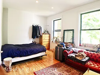 Rented by Sunrise Real Estate