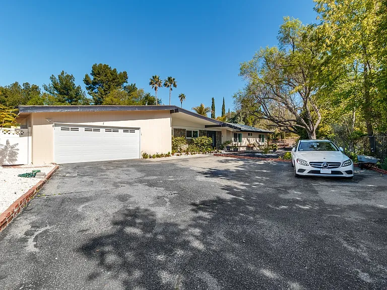 12553 Nedra Dr — Photo 9