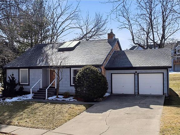 3rd image of 12900 McGee St