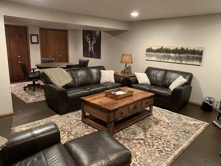 1040 Forest Hill Rd — Photo 8