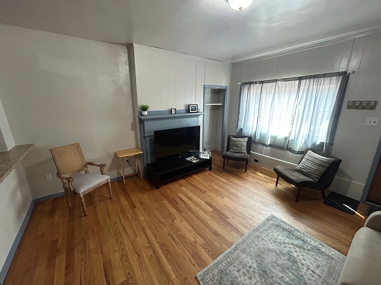 93 S 14th Street — Photo 4