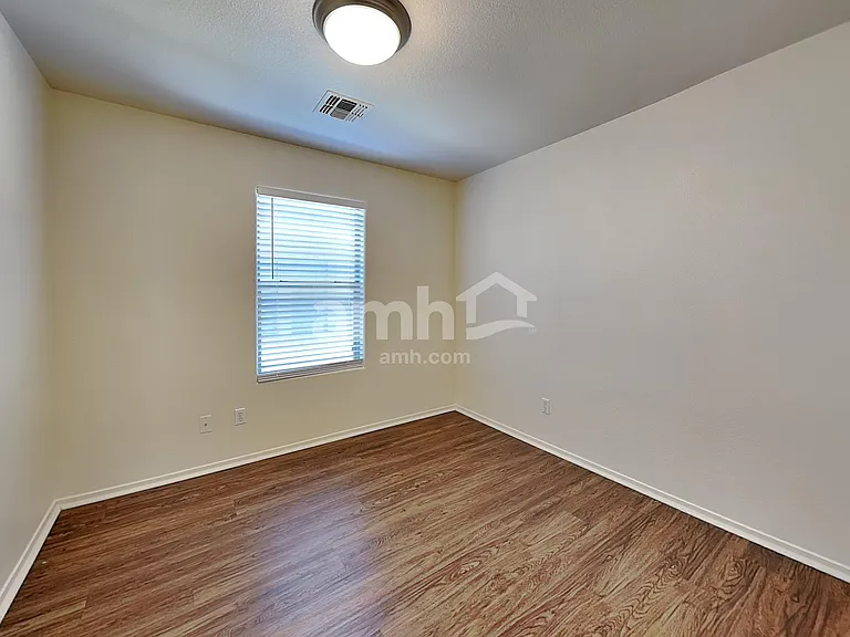 18554 W Mariposa Dr — Photo 18
