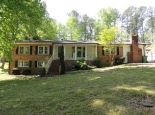 225 Oakdale Ave, Clayton, NC 27520