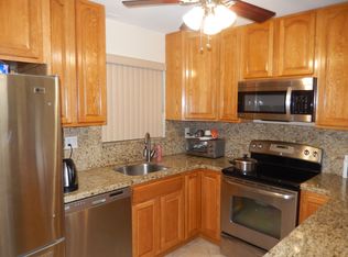 1019 NE 1st Ct, Hallandale Beach, FL 33009