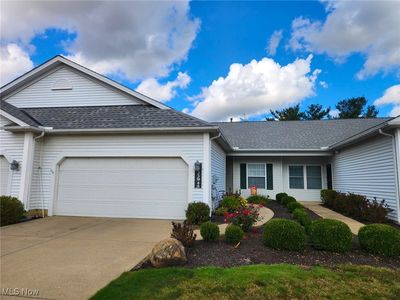 33948 Honeysuckle Ln, North Ridgeville, OH, 44039