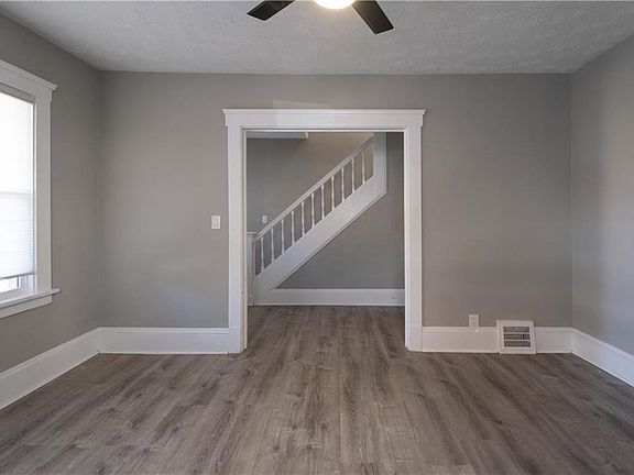 5th image of 11811 Franklin Blvd
