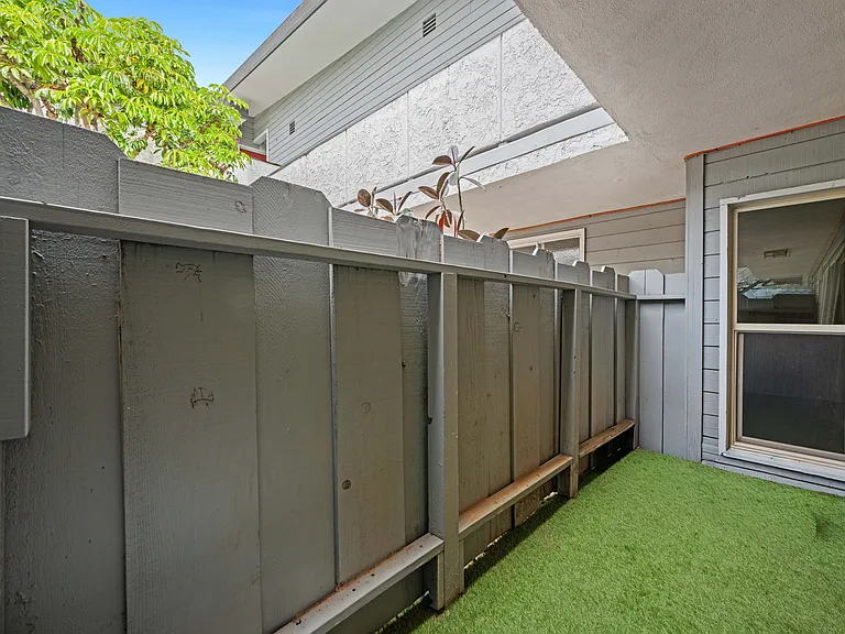 2021 California Ave #2 — Photo 21