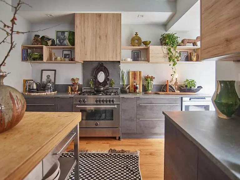438 Hancock St #2 — Photo 3