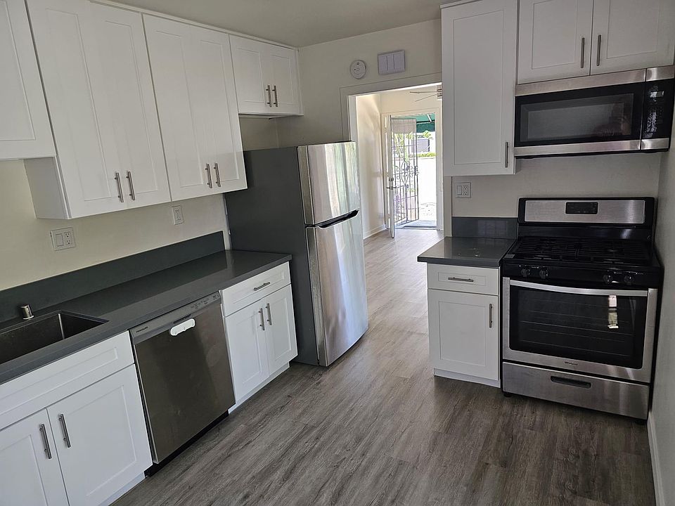 1st image of 2851 Broadway #2850
