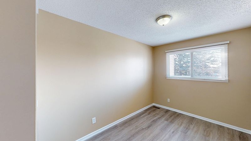 Calgary Townhouse for rent - 3 Bedrooms — photo 10