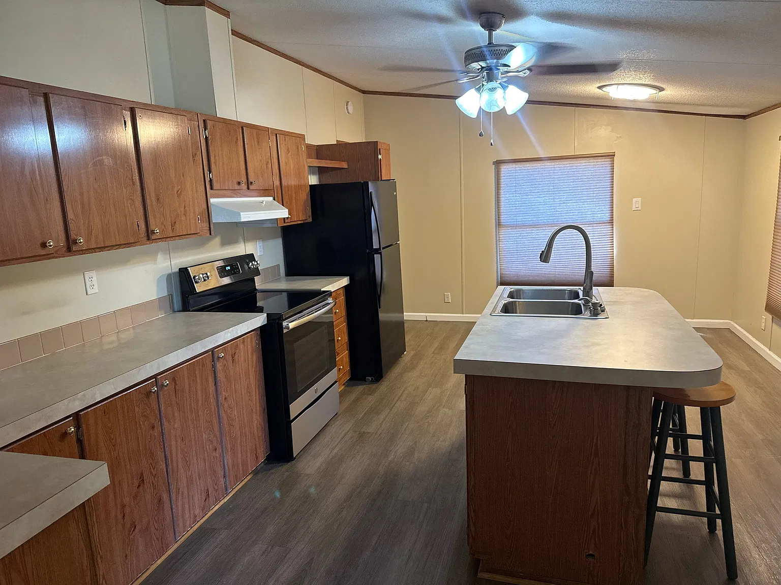 Spacious Unit for Rent in Franklin, TX - Available Nov 2026 at $1500/month — Photo 4