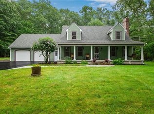 286 Old Oxford Rd, North Smithfield, RI 02896