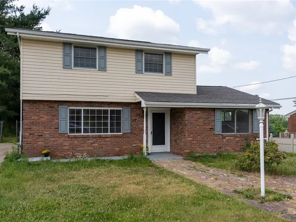 126 Hereford Dr N, Oakdale, PA 15071