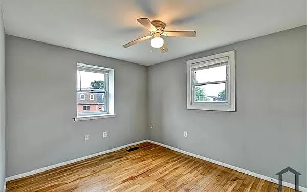 710 Kingston Rd — Photo 7