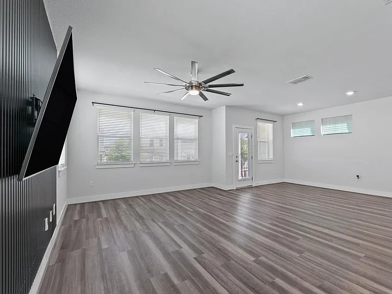 7312 Travertine Spring Dr — Photo 13