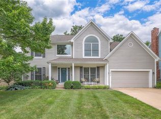 15514 Beverly Ct, Overland Park, KS 66223