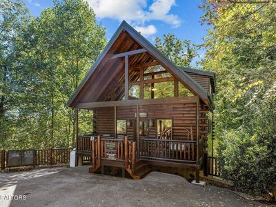 2025 Settlers Ridge Way, Gatlinburg, TN, 37738